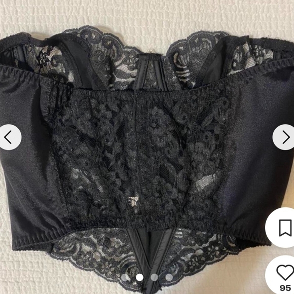 Vintage Dior Black Lace Bra with Sweetheart Neckline - Picture 2 of 4